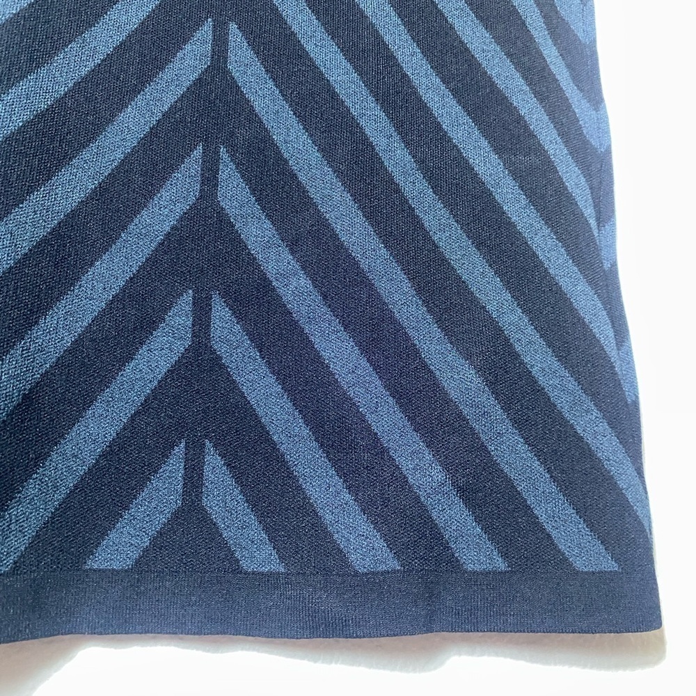 MAX STUDIO STRETCH Geometric Fitted Dress sz L - Picture 7 of 9